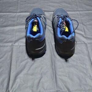 Men sports shoes